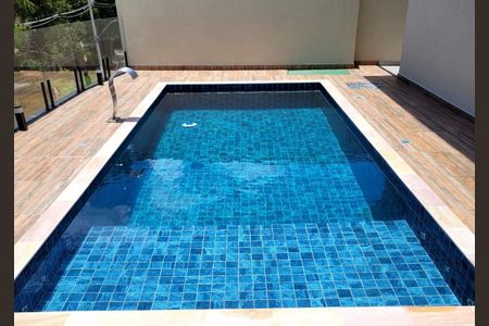 Casa à venda com 274m², 4 quartos e 6 vagas
