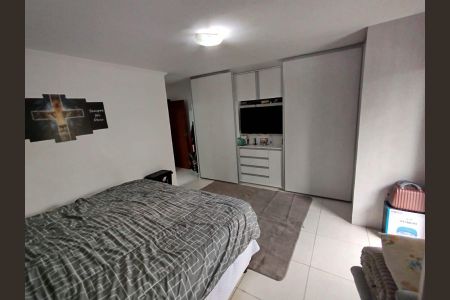 Casa à venda com 5 quartos, 280m² em Vila Santos, São Paulo