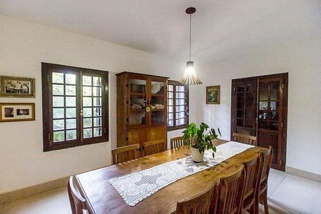 Casa de Condomínio à venda com 5 quartos, 390m² em Morada dos Pássaros, Barueri