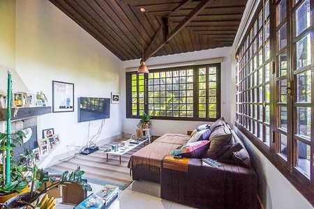 Casa de Condomínio à venda com 5 quartos, 390m² em Morada dos Pássaros, Barueri