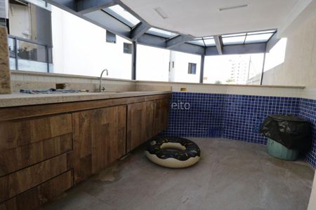 Apartamento à venda com 300m², 4 quartos e 4 vagas