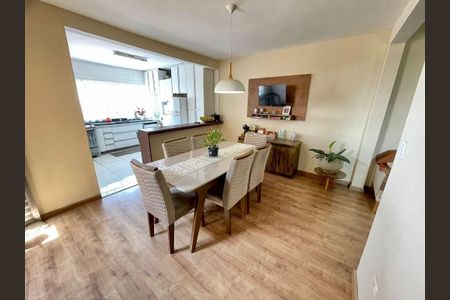 Casa à venda com 2 quartos, 300m² em Parque Ribeiro de Lima, Barueri