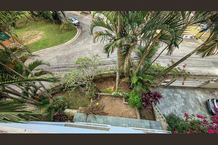Casa para alugar com 408m², 4 quartos e 4 vagas Casa para alugar com 408m², 4 quartos e 4 vagasJardim