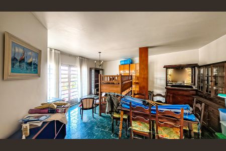 Casa para alugar com 408m², 4 quartos e 4 vagas Casa para alugar com 408m², 4 quartos e 4 vagasSala