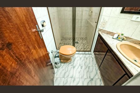 Casa para alugar com 408m², 4 quartos e 4 vagas Casa para alugar com 408m², 4 quartos e 4 vagasBanheiro