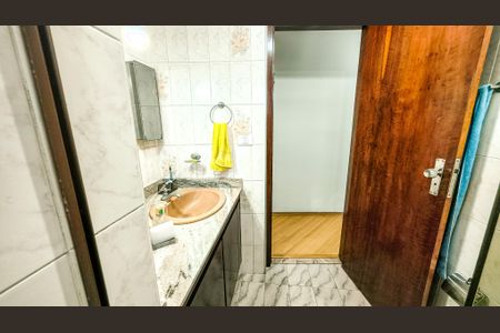 Casa para alugar com 408m², 4 quartos e 4 vagas Casa para alugar com 408m², 4 quartos e 4 vagasBanheiro