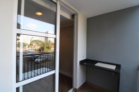 Apartamento para alugar com 70m², 2 quartos e 1 vagaVaranda