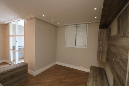 Apartamento para alugar com 70m², 2 quartos e 1 vagaSala