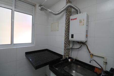 Apartamento para alugar com 70m², 2 quartos e 1 vagaÁrea de Serviço