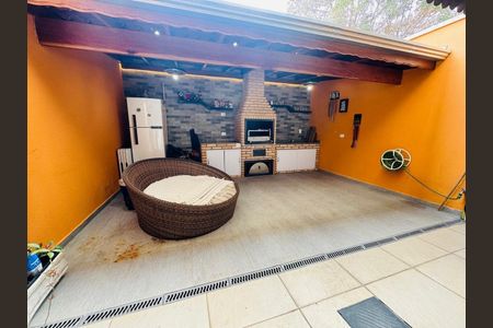 Casa de condomínio à venda com 149m², 3 quartos e 2 vagas
