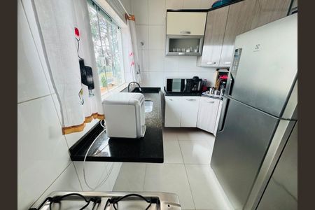 Casa de condomínio à venda com 149m², 3 quartos e 2 vagas