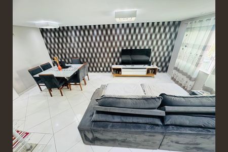 Casa de Condomínio à venda com 3 quartos, 149m² em Jardim Regina, São Paulo