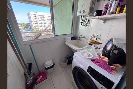Apartamento para alugar com 71m², 2 quartos e 1 vagaÁrea de Serviço