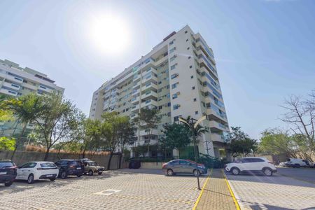 Apartamento para alugar com 71m², 2 quartos e 1 vagaFachada