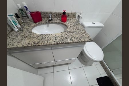 Apartamento para alugar com 71m², 2 quartos e 1 vagaBanheiro