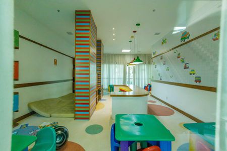 Apartamento para alugar com 71m², 2 quartos e 1 vagaÁrea comum