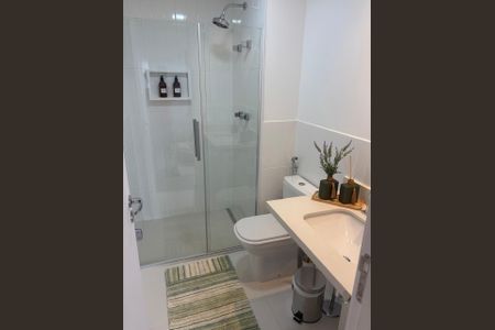 Apartamento à venda com 125m², 3 quartos e 2 vagas Apartamento à venda com 125m², 3 quartos e 2 vagasBanheiro