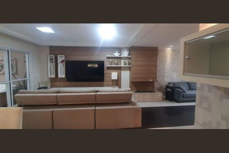 Casa à venda com 4 quartos, 200m² em Tucuruvi, São Paulo