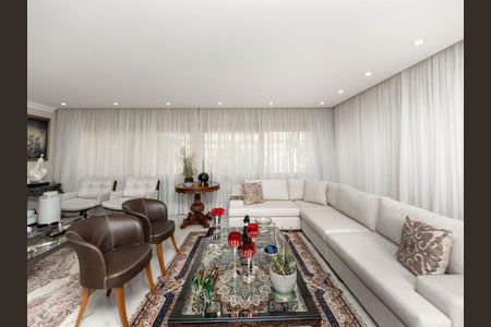 Casa à venda com 4 quartos, 470m² em Residencial das Estrelas, Barueri
