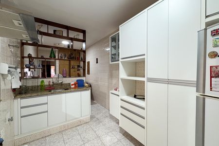 Casa para alugar com 165m², 3 quartos e 3 vagasCozinha 