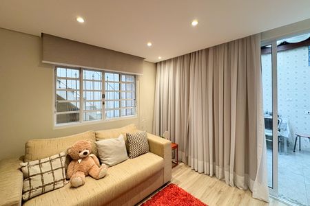 Casa para alugar com 165m², 3 quartos e 3 vagasSala de TV