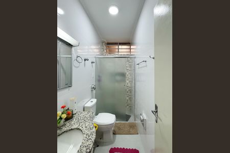 Casa para alugar com 165m², 3 quartos e 3 vagasBanheiro Social