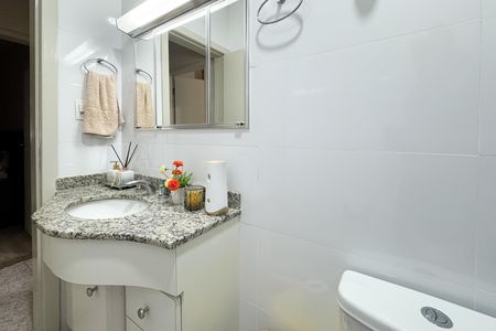 Casa para alugar com 165m², 3 quartos e 3 vagasBanheiro Social