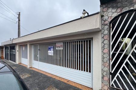 Casa para alugar com 165m², 3 quartos e 3 vagasFachada