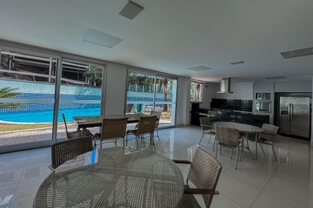 Apartamento à venda com 128m², 4 quartos e 3 vagas Apartamento à venda com 128m², 4 quartos e 3 vagasÁrea comum