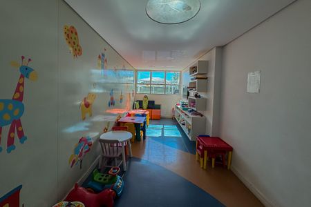 Apartamento à venda com 128m², 4 quartos e 3 vagas Apartamento à venda com 128m², 4 quartos e 3 vagasÁrea comum
