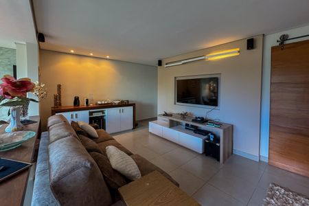 Apartamento à venda com 128m², 4 quartos e 3 vagas Apartamento à venda com 128m², 4 quartos e 3 vagasSala
