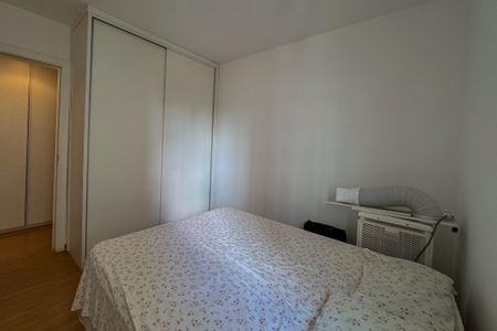 Apartamento à venda com 128m², 4 quartos e 3 vagas Apartamento à venda com 128m², 4 quartos e 3 vagasQuarto 2