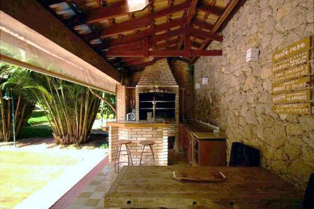 Casa à venda com 6 quartos, 700m² em Morada dos Pássaros, Barueri