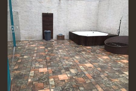 Casa à venda com 3 quartos, 190m² em Suru, Barueri
