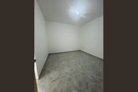 Casa para alugar com 3 quartos, 80m² em Planalto, Belo Horizonte