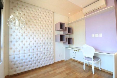 Apartamento à venda com 185m², 3 quartos e 4 vagas