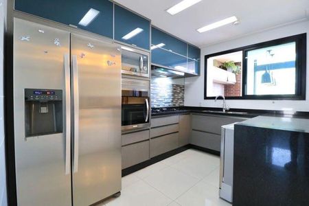 Apartamento à venda com 185m², 3 quartos e 4 vagas