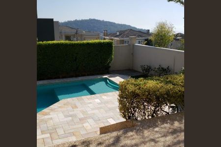 Casa à venda com 280m², 4 quartos e 4 vagas