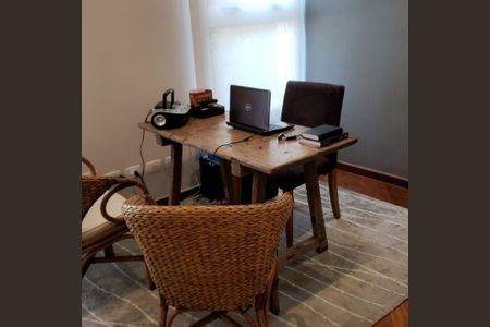 Casa à venda com 280m², 4 quartos e 4 vagas