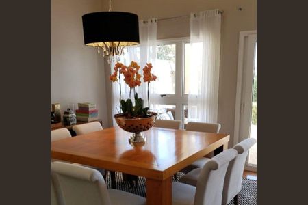 Casa à venda com 280m², 4 quartos e 4 vagas