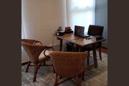 Casa à venda com 280m², 4 quartos e 4 vagas