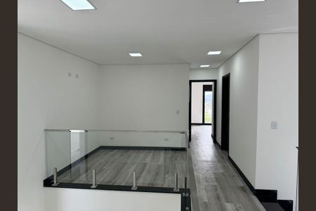Casa à venda com 3 quartos, 240m² em Suru, Barueri