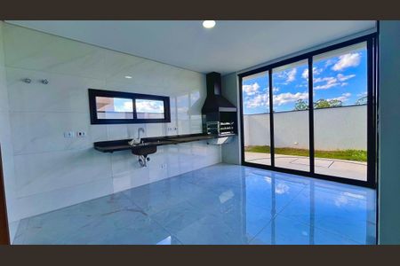Casa à venda com 4 quartos, 228m² em Quintas do Ingaí, Barueri