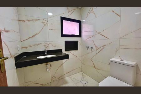 Casa à venda com 228m², 4 quartos e 4 vagas