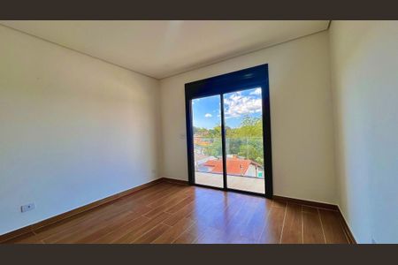 Casa à venda com 228m², 4 quartos e 4 vagas
