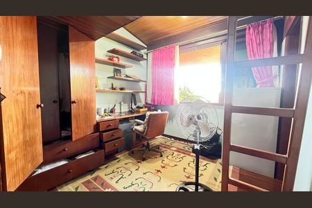 Casa à venda com 4 quartos, 700m² em Morada dos Pássaros, Barueri