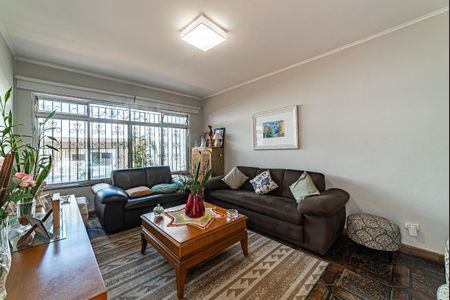 Casa à venda com 3 quartos, 180m² em Vila Bertioga, São Paulo