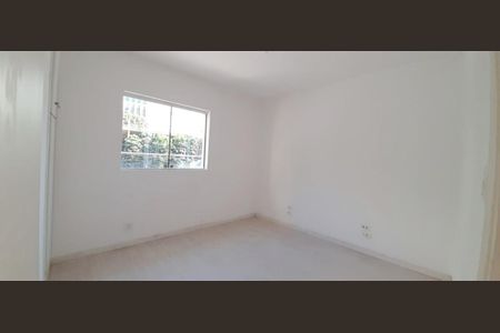 Casa à venda com 2 quartos, 160m² em Parque São Jorge, São Paulo