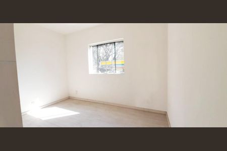 Casa à venda com 2 quartos, 160m² em Parque São Jorge, São Paulo
