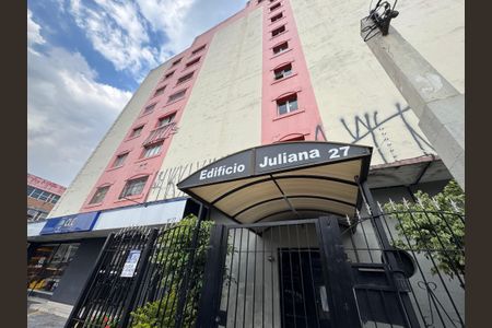 Apartamento para alugar com 76m², 2 quartos e 1 vagaFachada